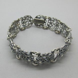 Rare Signed Bernard Instone1977 Silver Floral Bracelet