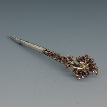  Art Deco 1920's  Amethyst and Silver Flower Brooch