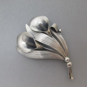 NE FROM silver flower and leaf brooch