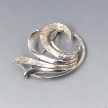 Sterling Silver Leaf Swirl Brooch