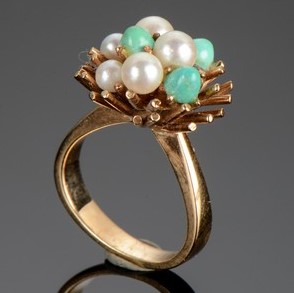 Ole Lynggaard pearl chrysoprase ring